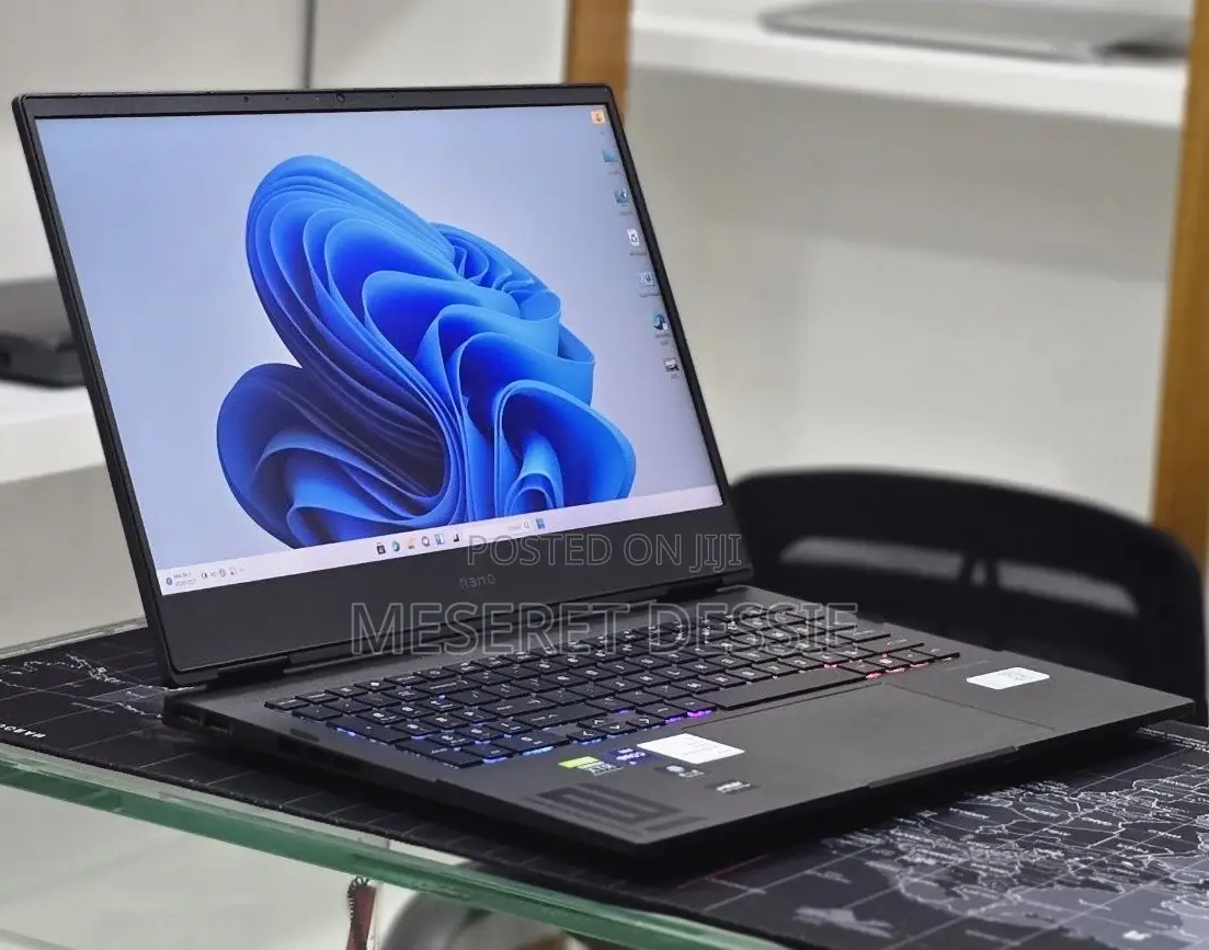 New Laptop Dell 16GB Intel Core i7 SSD 512GB