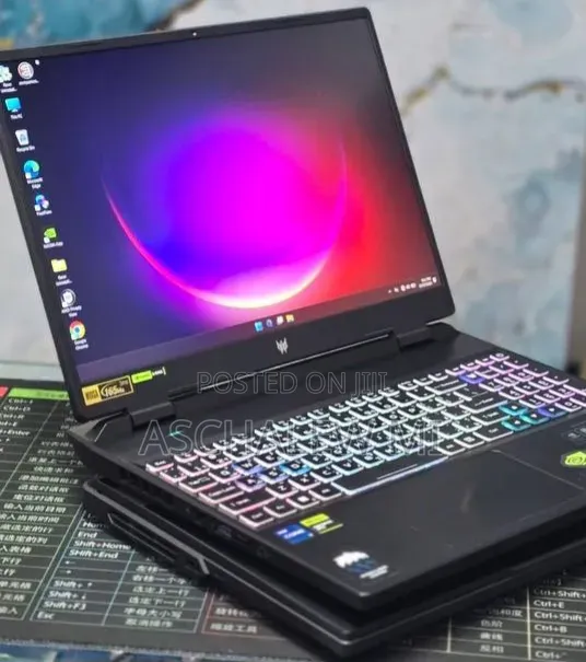 New Laptop Acer Predator Helios Neo 16 16GB Intel Core i7 SSD 512GB