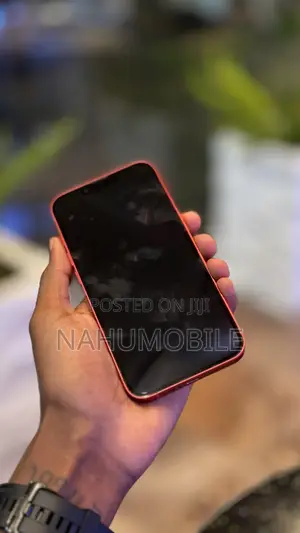 Apple iPhone 13 128 GB Red