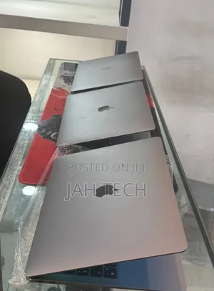 New Laptop Apple MacBook Air 2020 M1 8GB Apple M1 SSD 256GB