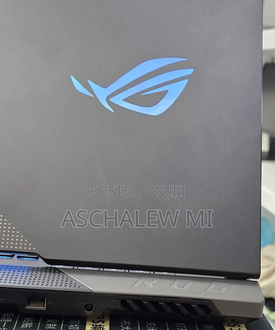 New Laptop Asus ROG Strix SCAR 17 32GB AMD Ryzen 9 SSD 1T