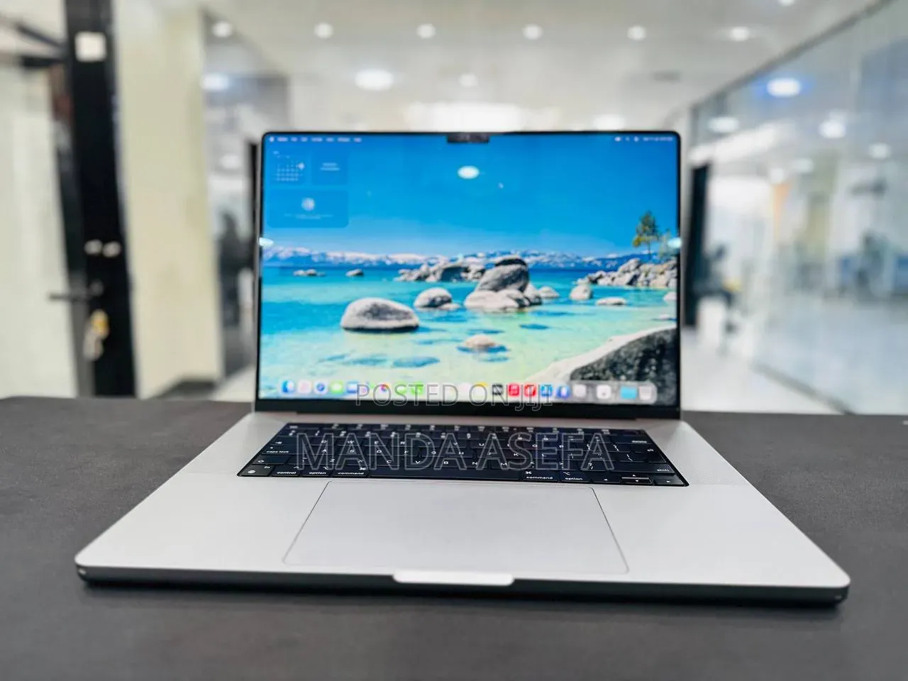 New Laptop Apple MacBook Pro 2021 M1 16GB Apple M1 Pro SSD 512GB