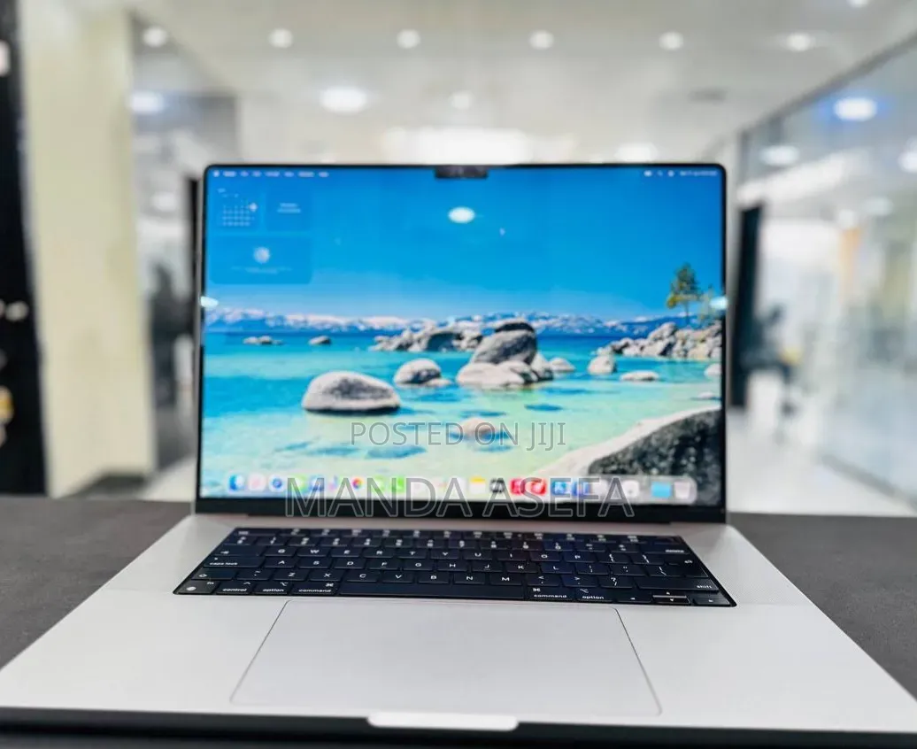 New Laptop Apple MacBook Pro 2021 M1 16GB Apple M1 Pro SSD 512GB