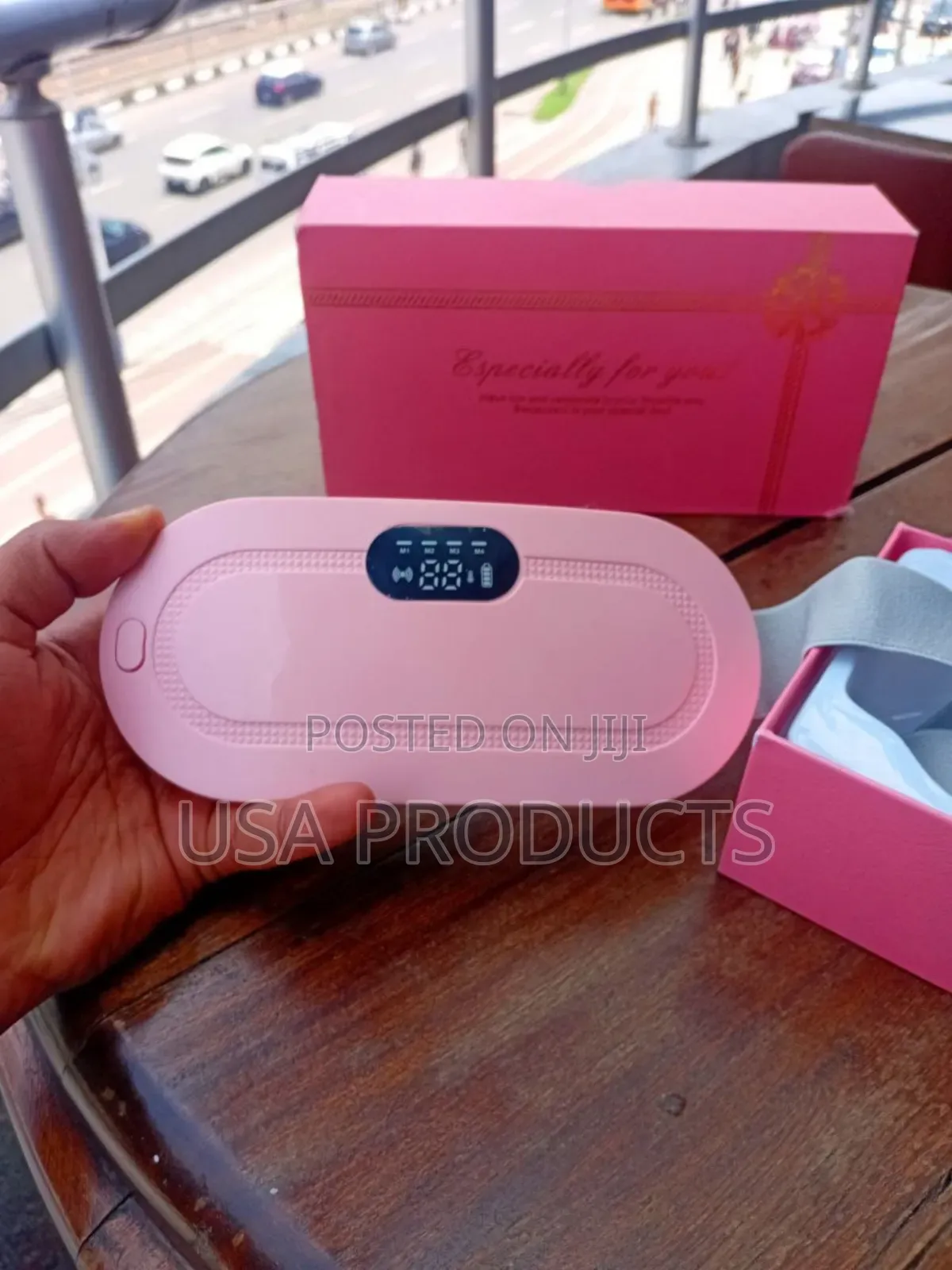 Period Cramp Heating Pad Featuring 4 Vibration Modes