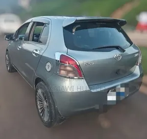 Toyota Yaris 2007 Gray