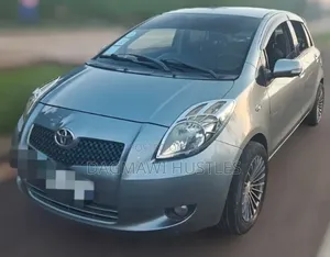 Toyota Yaris 2007 Gray