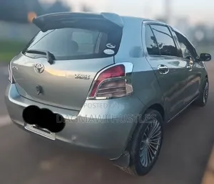 Toyota Yaris 2007 Gray