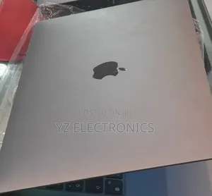New Laptop Apple MacBook Air 2020 M1 8GB Intel Core i7 SSD 256GB