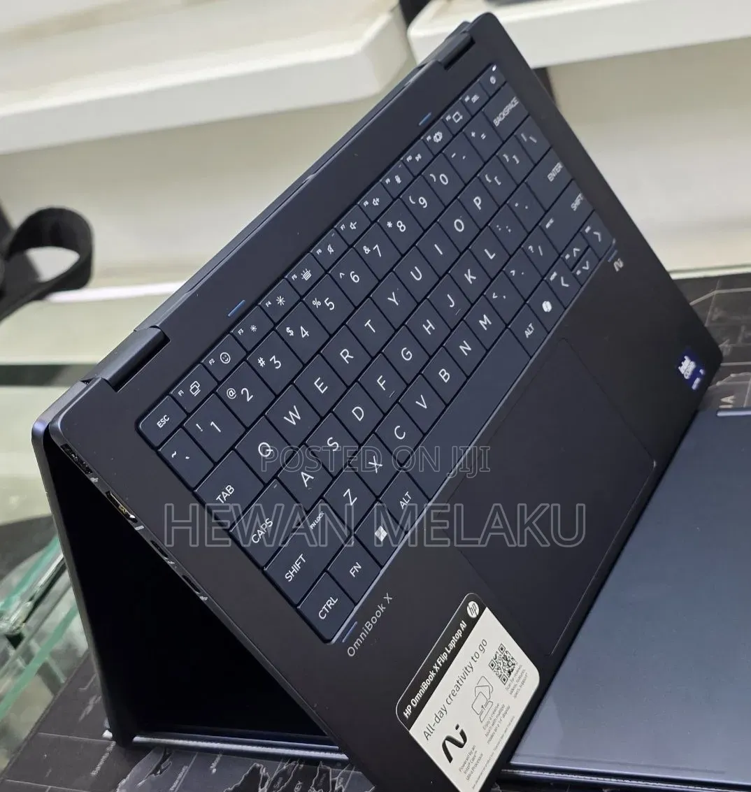 New Laptop HP OmniBook X Flip 14" 16GB Intel Core Ultra 7 SSD 1T