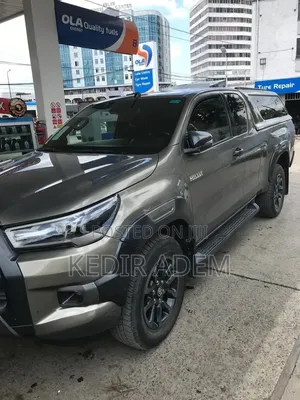 Toyota Hilux 2021 Gray