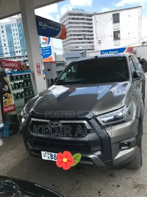 Toyota Hilux 2021 Gray