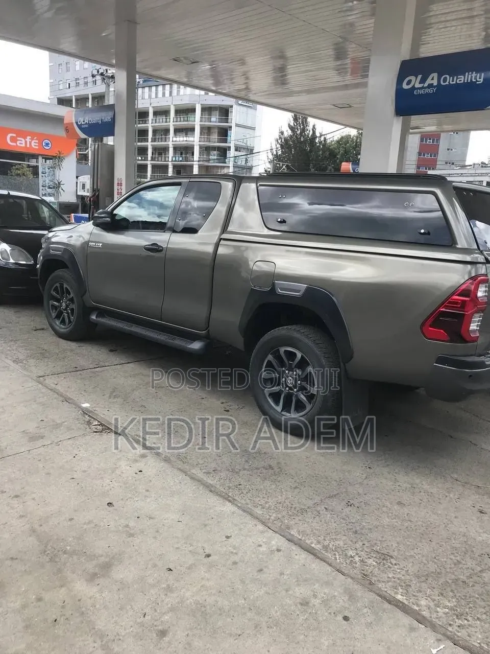 Toyota Hilux 2021 Gray