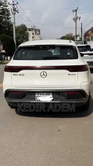 Mercedes-Benz EQC EQC400 4MATIC 2022 White