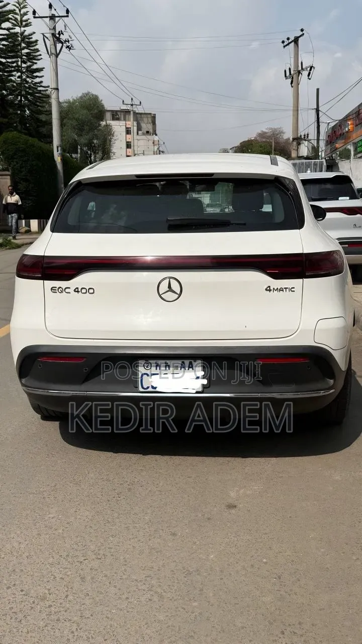 Mercedes-Benz EQC EQC400 4MATIC 2022 White