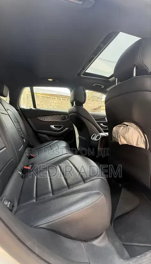 Mercedes-Benz EQC EQC400 4MATIC 2022 White
