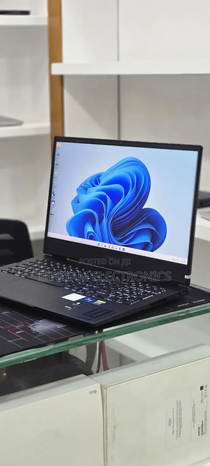 New Laptop HP Omen 16 16GB Intel Core i9 SSD 512GB
