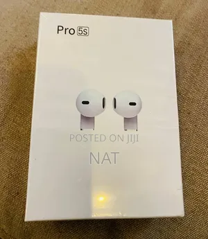 Earpod and Earphones