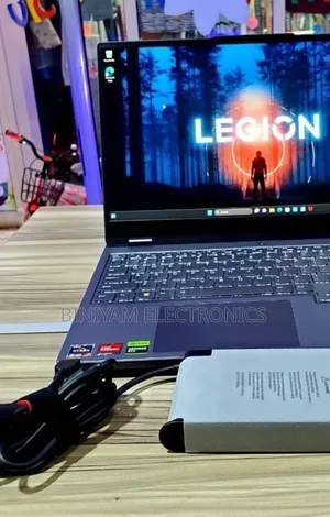 New Laptop Lenovo Legion 5 16GB AMD Ryzen 7 SSD 512GB