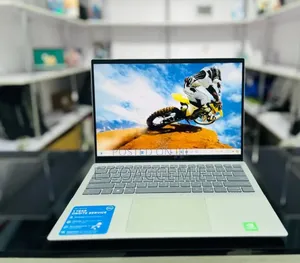 New Laptop Dell 16GB Intel Core i5 SSD 512GB