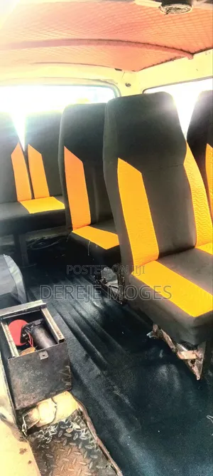 Toyota HiAce 1993 White
