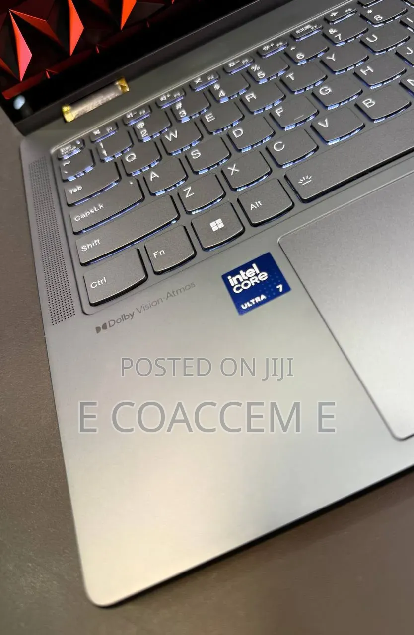 New Laptop Lenovo 16GB Intel Core Ultra 7 SSD 512GB