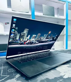 New Laptop Dell 16GB Intel Core i7 SSD 512GB