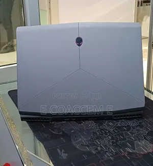 New Laptop Alienware 15 32GB Intel Core i7 SSD 512GB