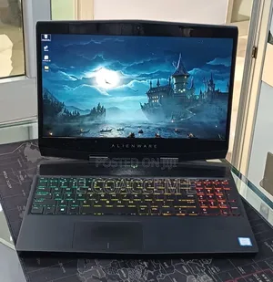 New Laptop Alienware 15 32GB Intel Core i7 SSD 512GB