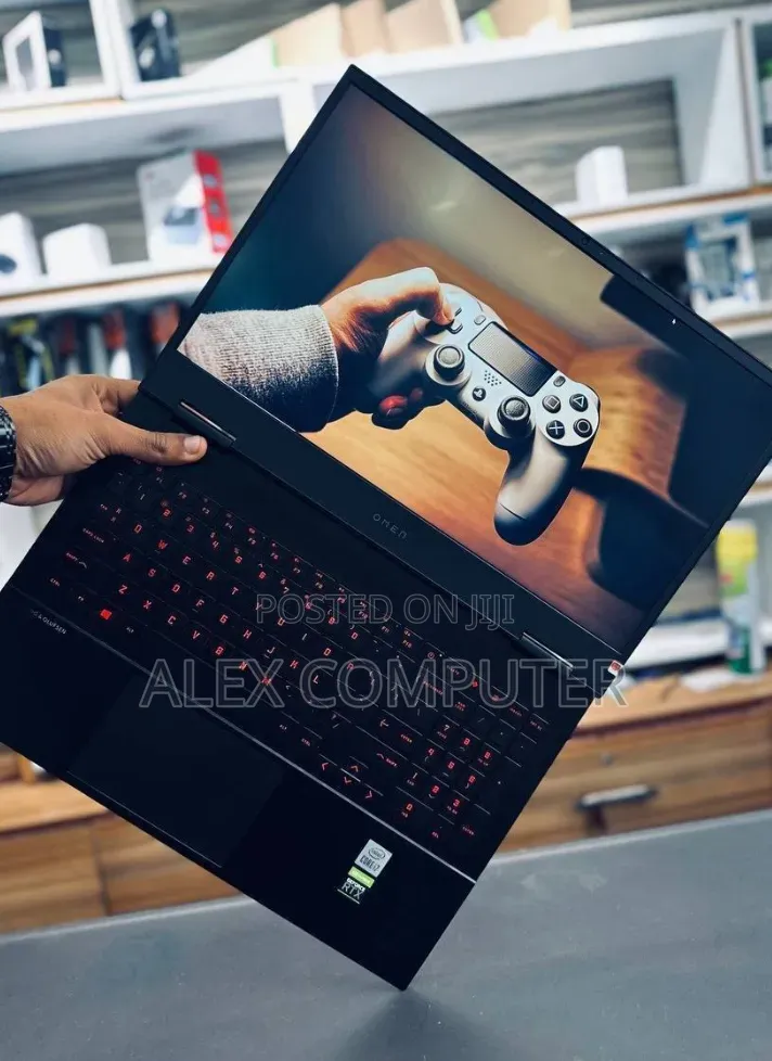 New Laptop HP Omen 15 16GB Intel Core i7 SSD 512GB