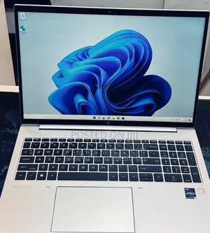 New Laptop HP EliteBook 860 G10 16GB Intel Core i7 SSD 1T