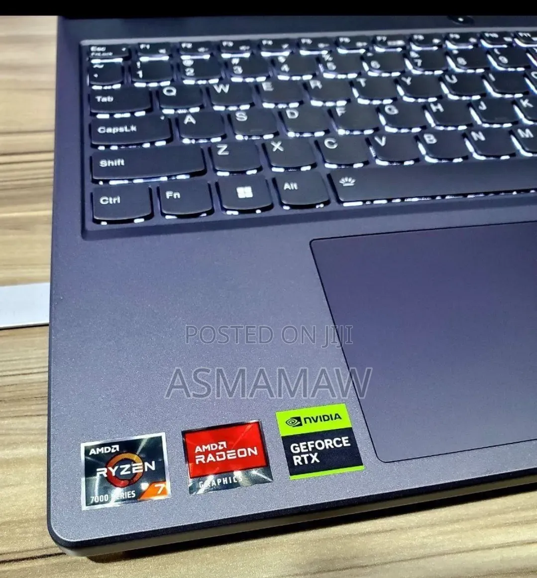 New Laptop Lenovo Legion Slim 5 16GB AMD Ryzen 7 SSD 512GB