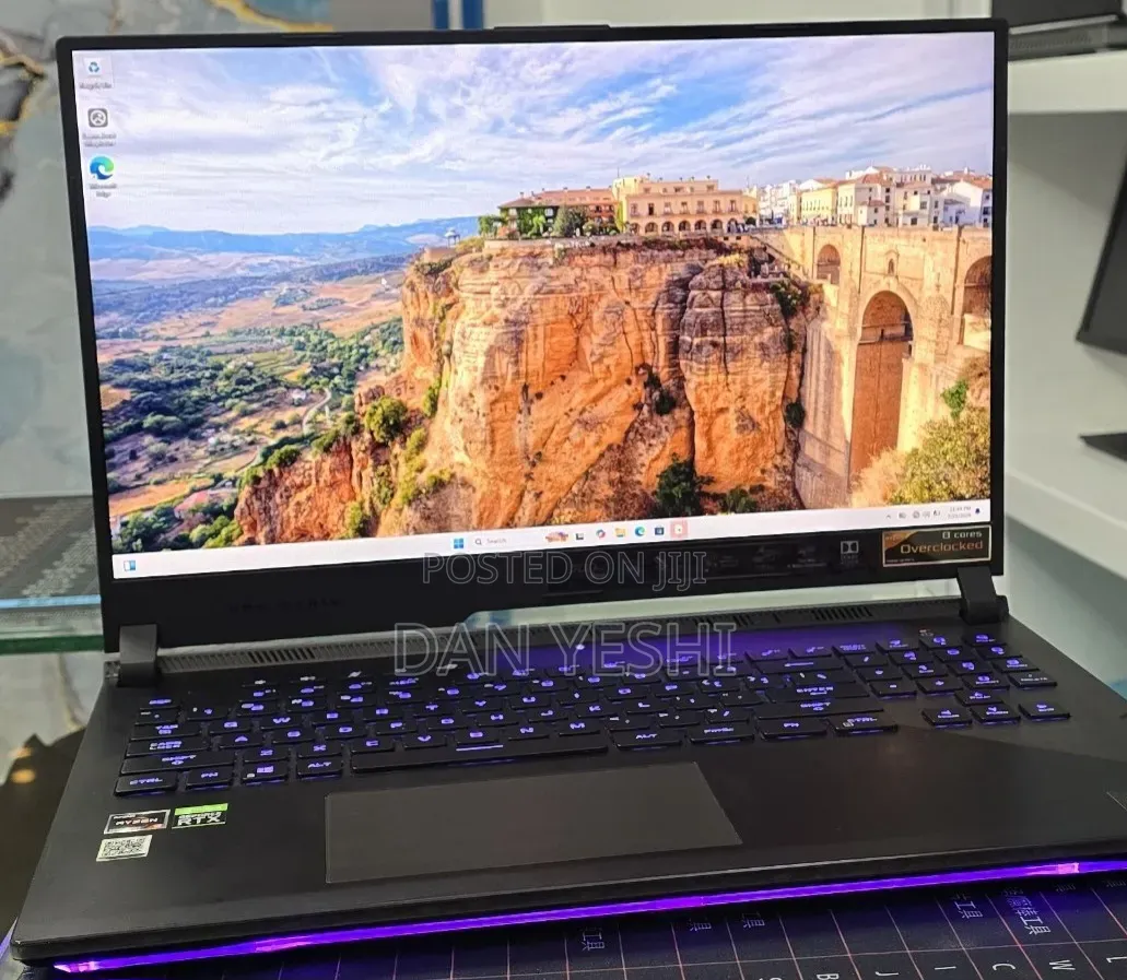 New Laptop Asus ROG Strix G731G 32GB AMD Ryzen 9 SSD 1T