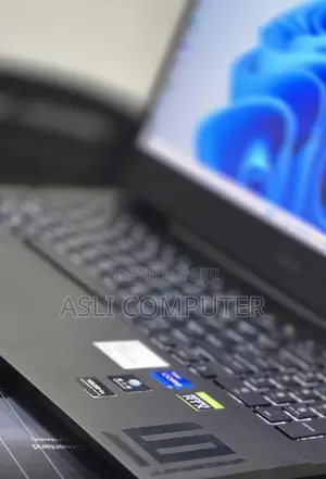 New Laptop HP Omen 16 16GB Intel Core i9 SSD 512GB