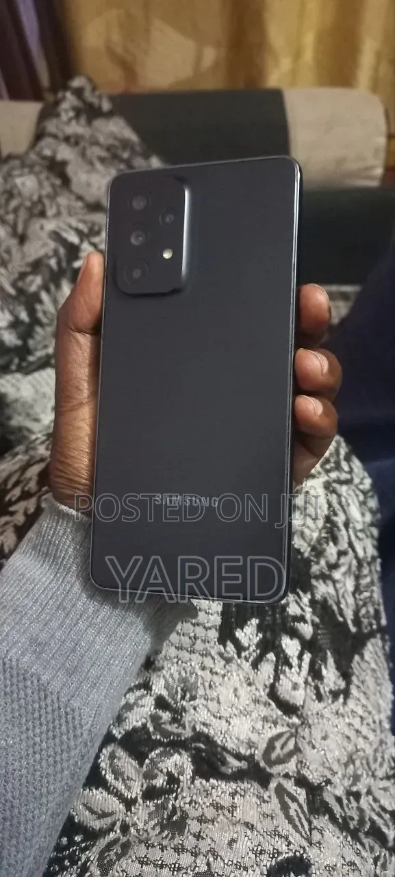 New EL A8 8 GB Black