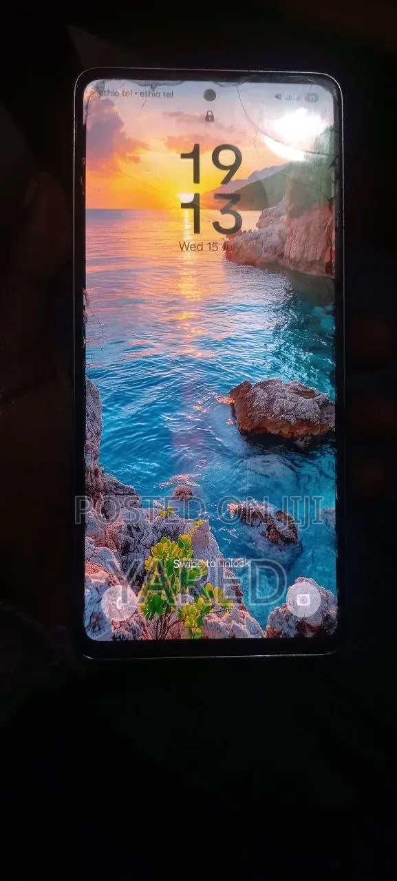 New EL A8 8 GB Black