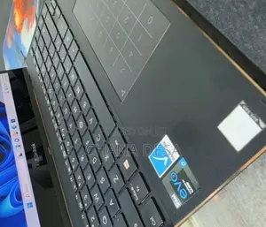 New Laptop Asus Zenbook 14 16GB Intel Core i7 SSD 512GB