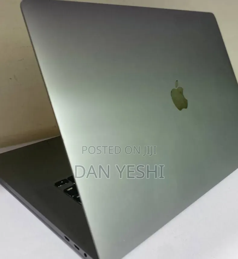 New Laptop Apple MacBook Pro 2019 16GB Intel Core i9 SSD 1T
