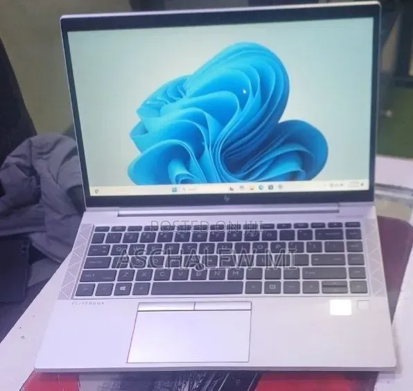 New Laptop HP EliteBook 840 G7 16GB Intel Core i7 SSD 512GB