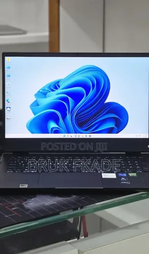 New Laptop HP Omen 16 16GB Intel Core i7 SSD 512GB