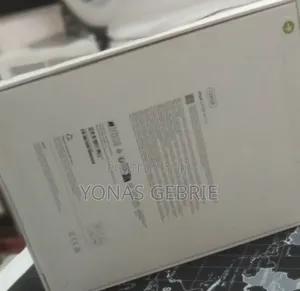 New Apple iPad (2025) 128 GB