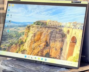 New Laptop Lenovo Yoga 7 15ITL5 16GB Intel Core Ultra 7 SSD 512GB