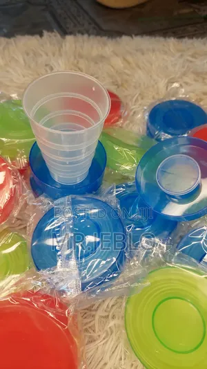 Portable Folding Travel Cup With Storage Case | Brand New የፀበል መጠጫ