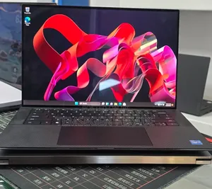 New Laptop Dell Precision 5560 16GB Intel Core i7 SSD 512GB