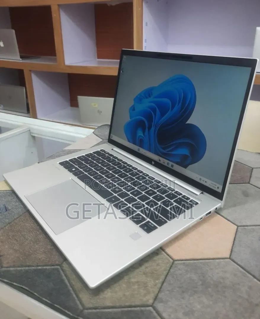 New Laptop HP EliteBook 840 16GB Intel Core i7 SSD 512GB