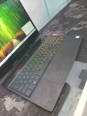 New Laptop Alienware M15 r3 32GB Intel Core i7 HDD+SSD 1.5T