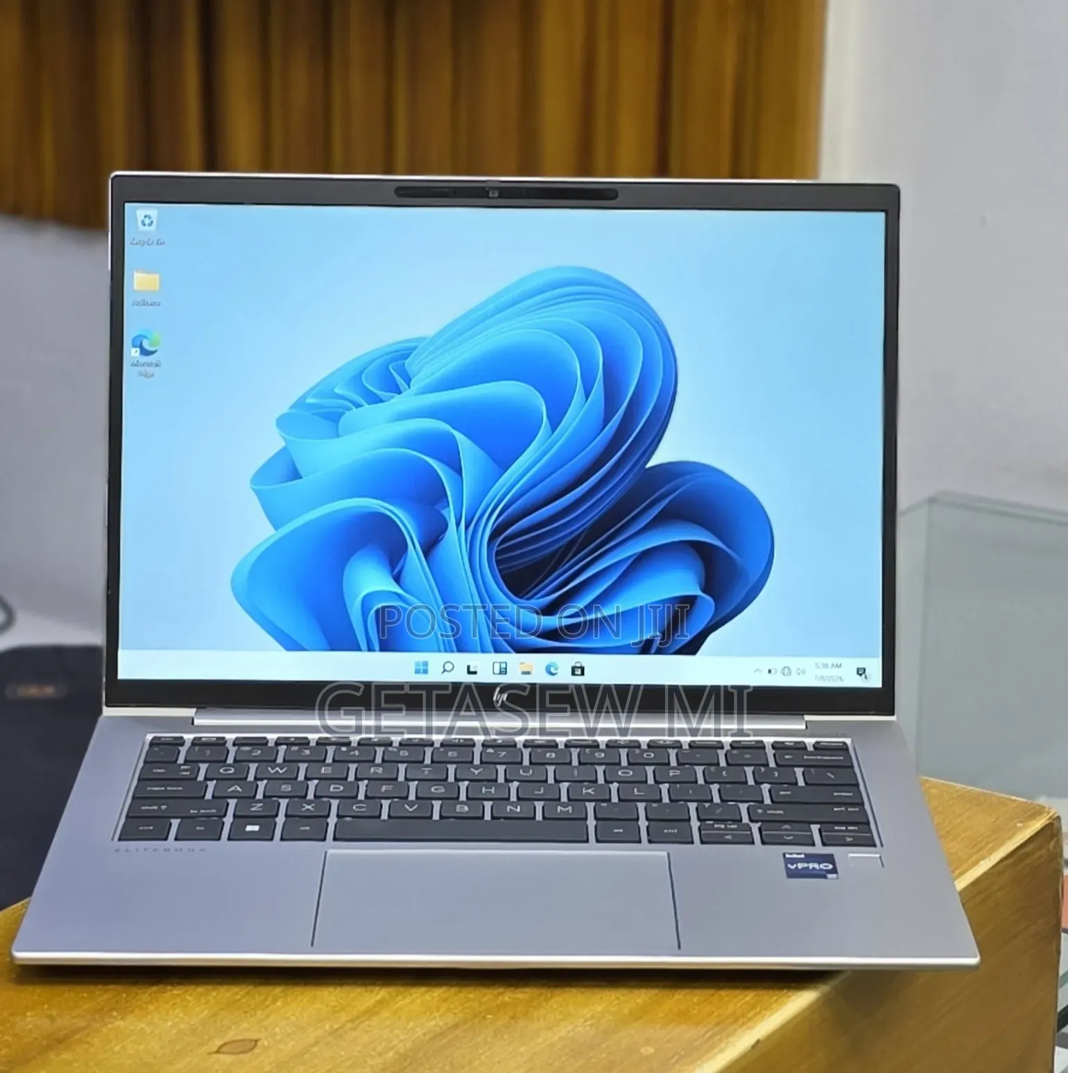 New Laptop HP EliteBook 840 G10 16GB Intel Core i7 SSD 512GB