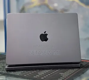 New Laptop Apple MacBook Pro 2021 M1 32GB Apple M1 Pro SSD 512GB