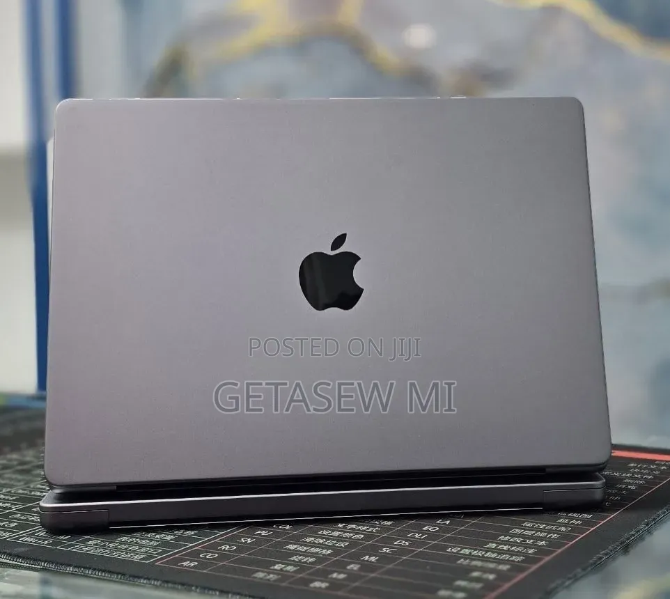 New Laptop Apple MacBook Pro 2021 M1 32GB Apple M1 Pro SSD 512GB