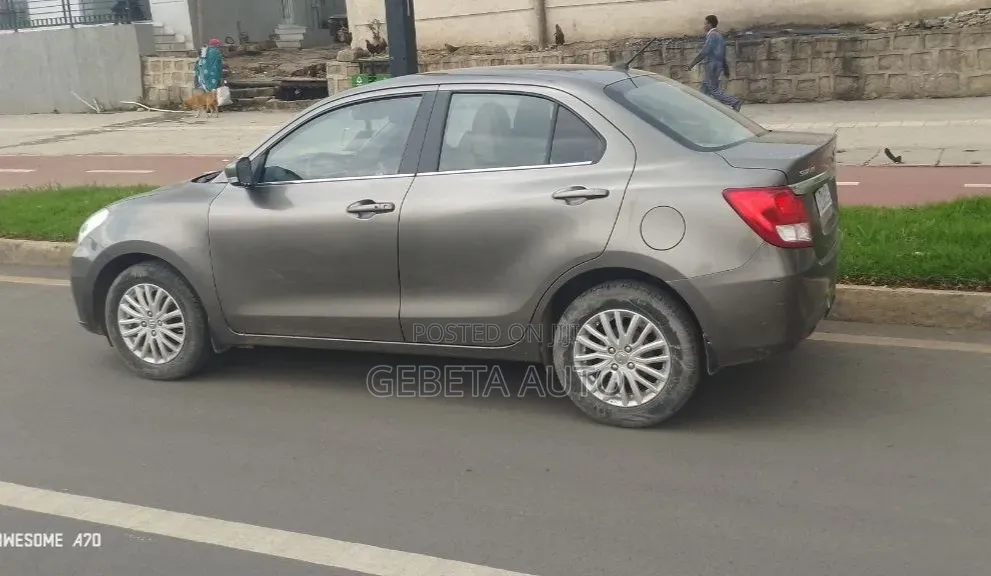 Suzuki Dzire 2022