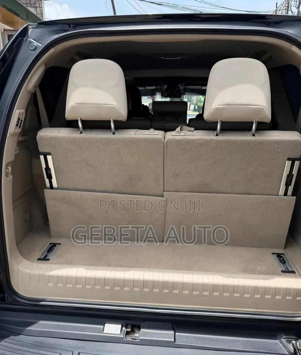 Toyota Land Cruiser Prado 2016